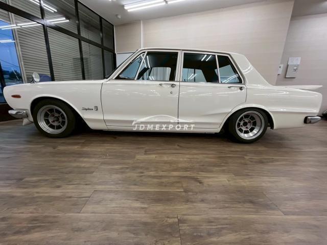 Nissan Skyline 1971 thumbnail 12