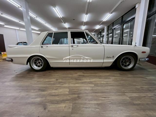 Nissan Skyline 1971 thumbnail 14