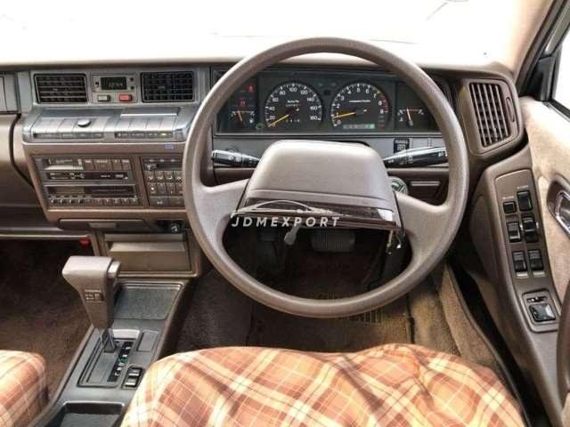 Toyota Crown 1988 thumbnail 7
