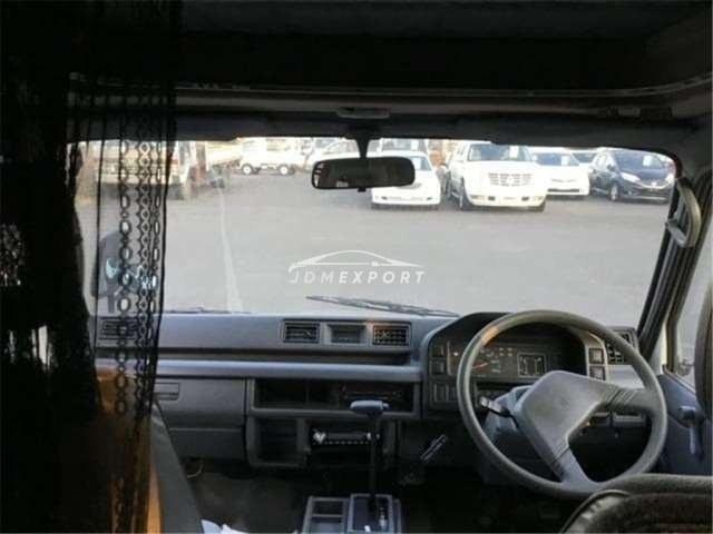 Isuzu Fargo Truck 1992 thumbnail 4