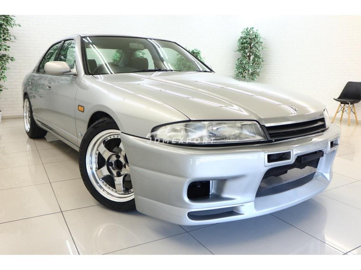 Nissan Skyline 1998