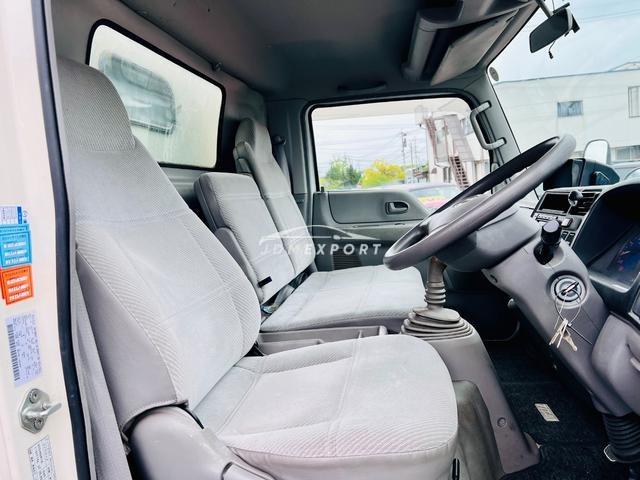 Mazda Titan 2000 thumbnail 32