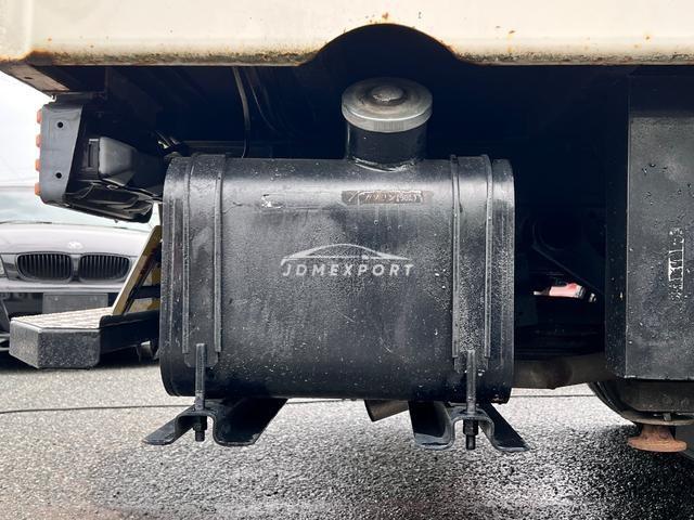 Mazda Titan 2000 thumbnail 18