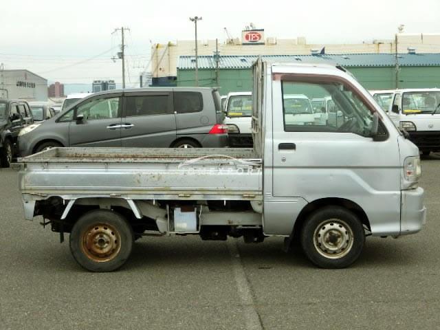 Daihatsu Hijet Truck 1999 thumbnail 4