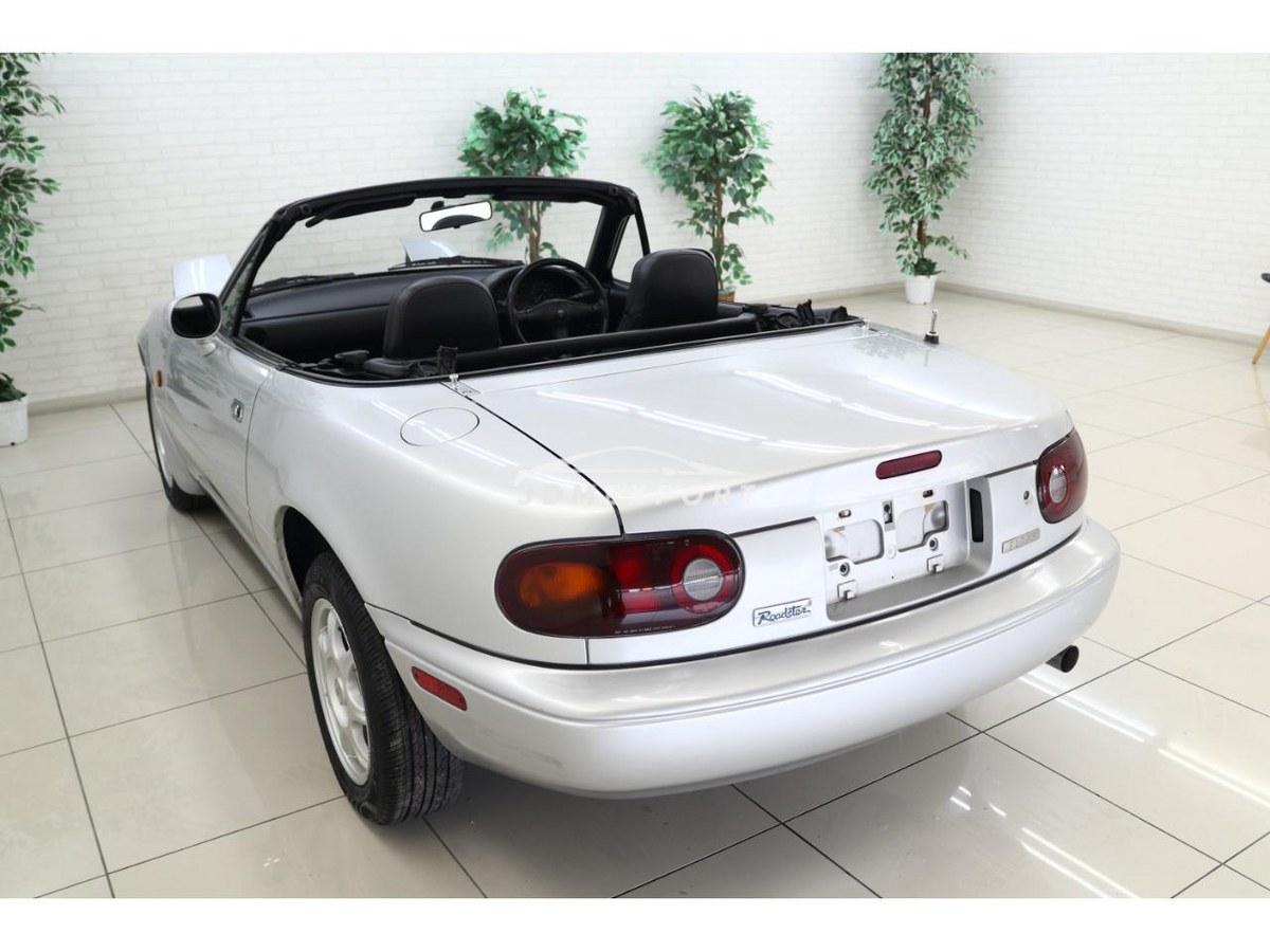 Mazda Eunos Roadster 1997 thumbnail 3