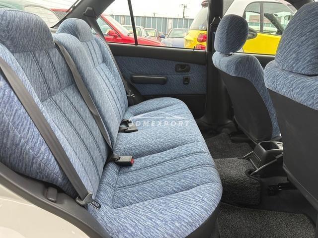 Daihatsu Charade Social 1996 thumbnail 8