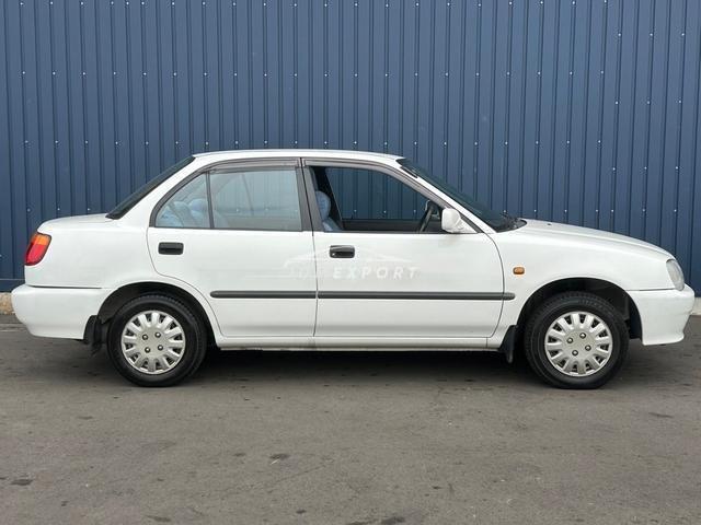 Daihatsu Charade Social 1996 thumbnail 5