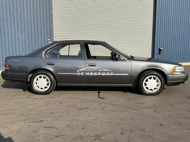 Nissan Maxima 1990 thumbnail 9