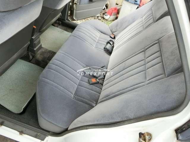 Nissan Pulsar 1990 thumbnail 4