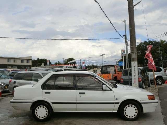 Nissan Pulsar 1990 thumbnail 9