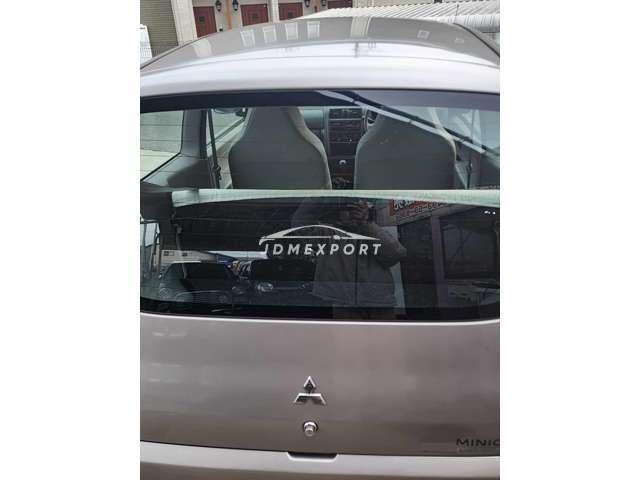 Mitsubishi Minica 2000 thumbnail 14