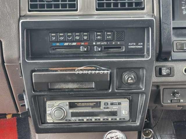Nissan Terrano 1990 thumbnail 9