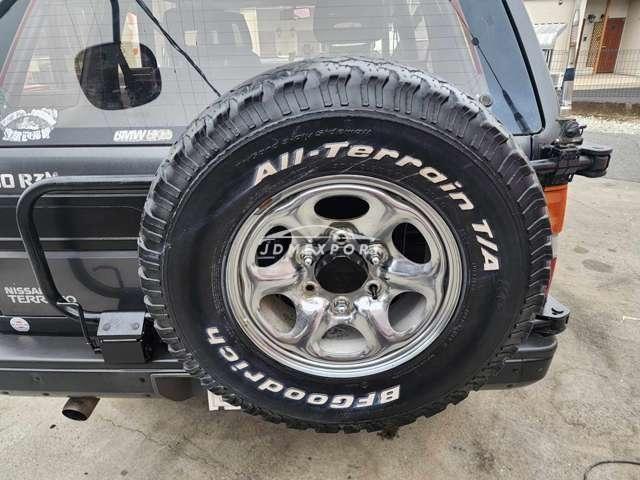 Nissan Terrano 1990 thumbnail 20