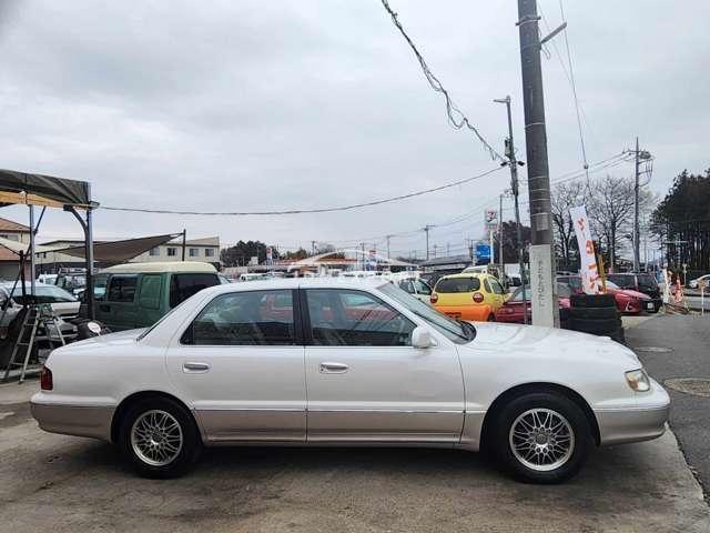 Mitsubishi Debonair 1996 thumbnail 4