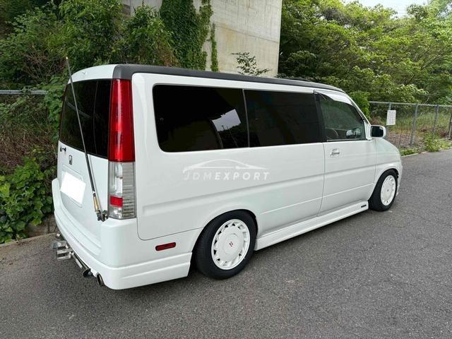Honda stepwagon 1998 thumbnail 4