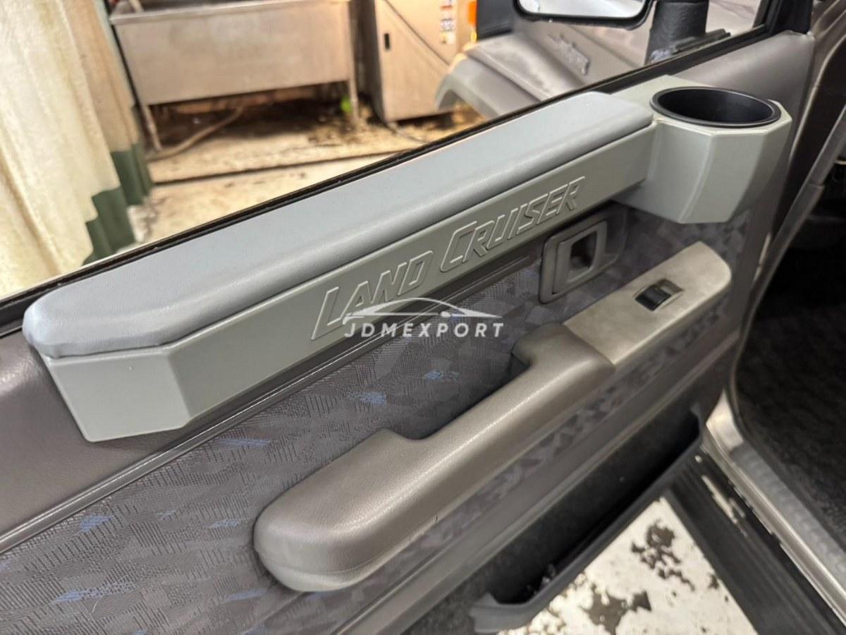 Toyota Land Cruiser 70 1995 thumbnail 14