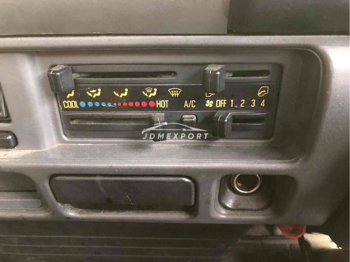 Isuzu Elf Truck 2002 thumbnail 26