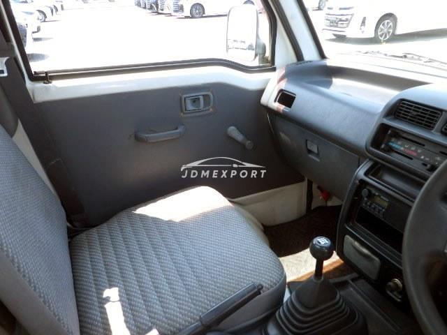 Daihatsu Hijet Truck 2000 thumbnail 10