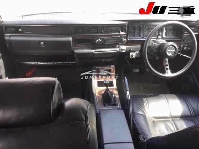 Nissan Gloria Van 1976 thumbnail 12