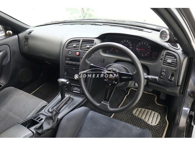 Nissan Skyline 1993 thumbnail 3