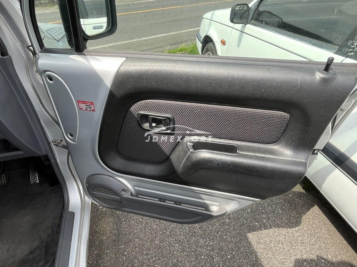 Daihatsu Naked 2000 thumbnail 20