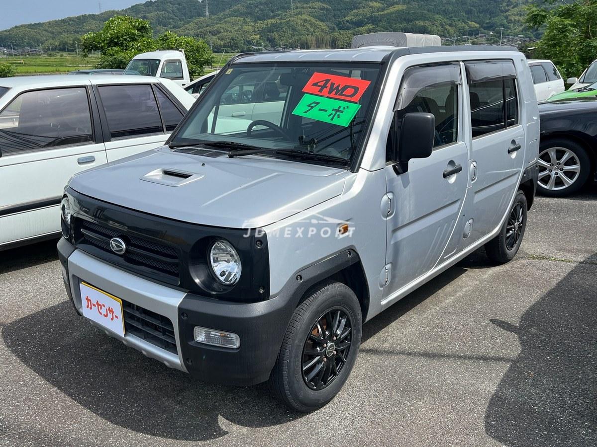 Daihatsu Naked 2000