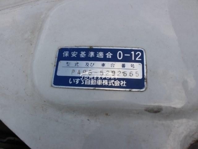 Isuzu 117 Coupe 1981 thumbnail 21