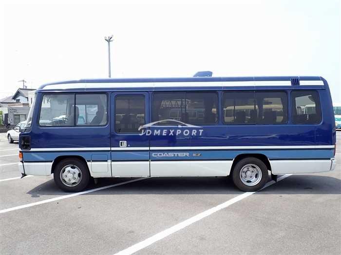 Toyota Coaster 1990 thumbnail 2