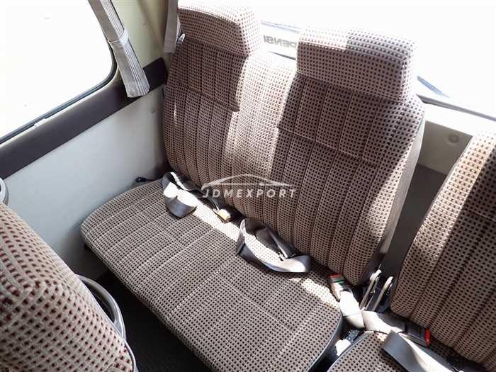 Toyota Coaster 1990 thumbnail 15