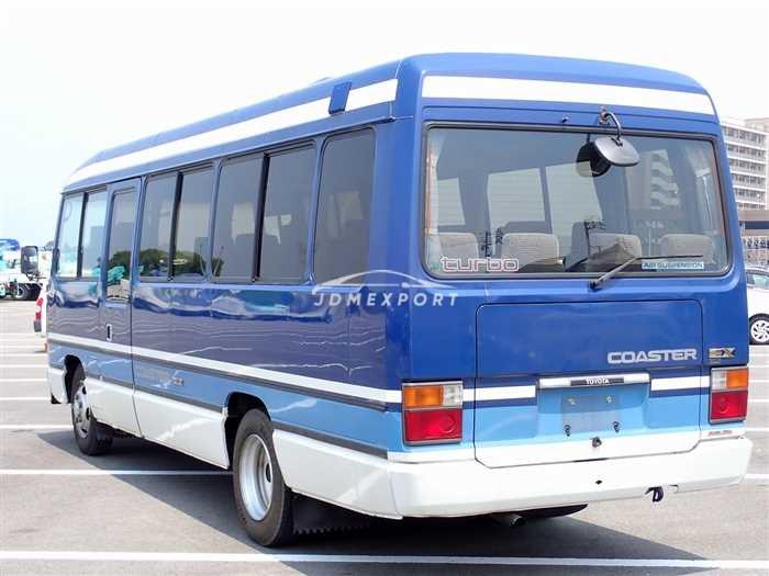 Toyota Coaster 1990 thumbnail 3
