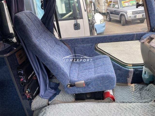 Toyota Coaster 1998 thumbnail 30
