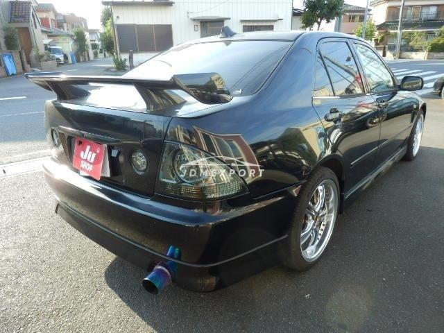 Toyota Altezza 1999 thumbnail 2