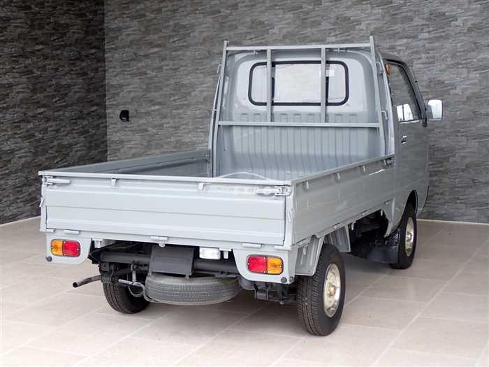 Mitsubishi Minicab Truck 1984 thumbnail 5