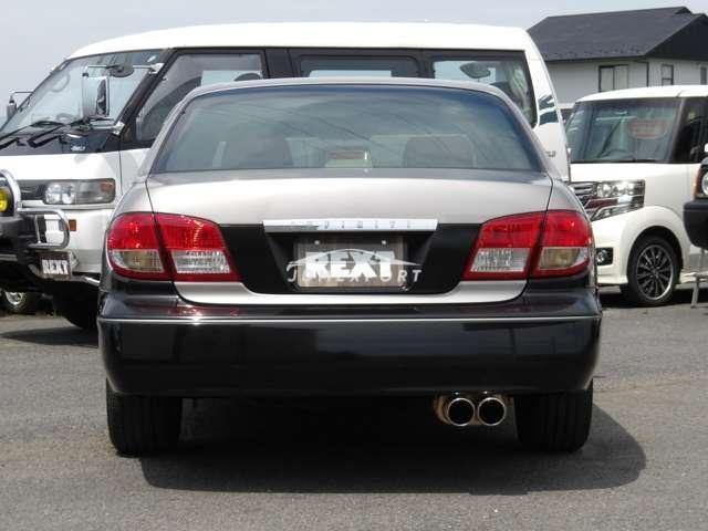 Nissan Cefiro 2000 thumbnail 8