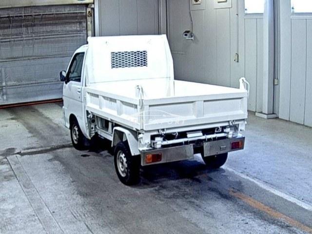 Daihatsu Hijet Truck 2000 thumbnail 2