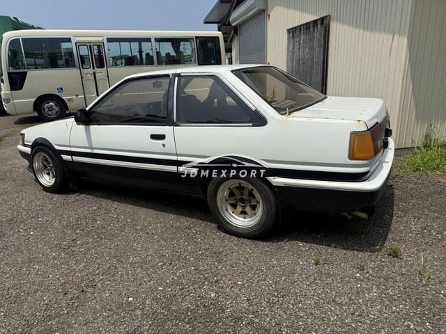 Toyota Corolla Levin 1984 thumbnail 4