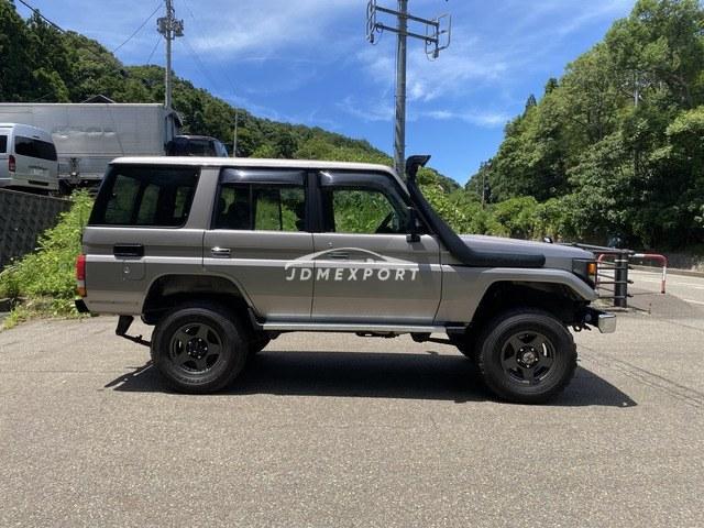 Toyota Land Cruiser 2001 thumbnail 7