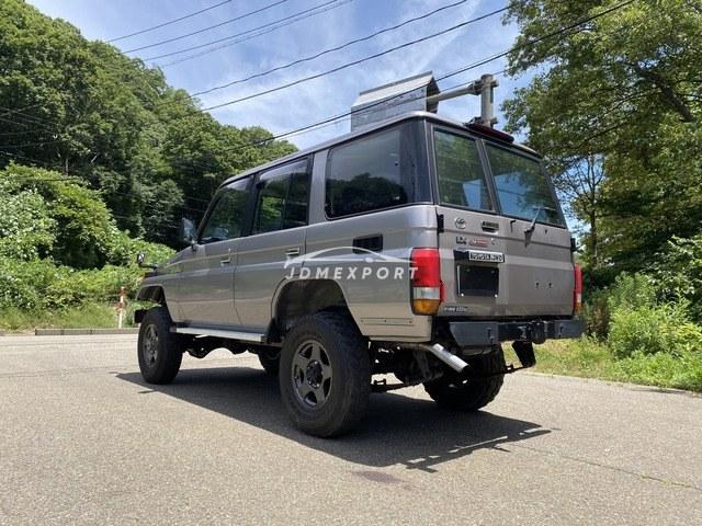 Toyota Land Cruiser 2001 thumbnail 12