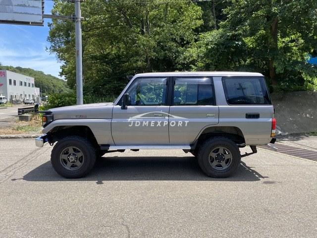 Toyota Land Cruiser 2001 thumbnail 13
