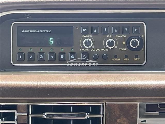 Mitsubishi Debonair 1985 thumbnail 11