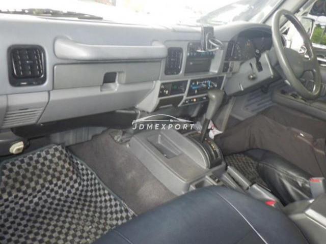 Toyota Land Cruiser Prado 1994 thumbnail 3