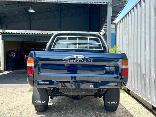 Toyota Hilux Pick Up 1997 thumbnail 8