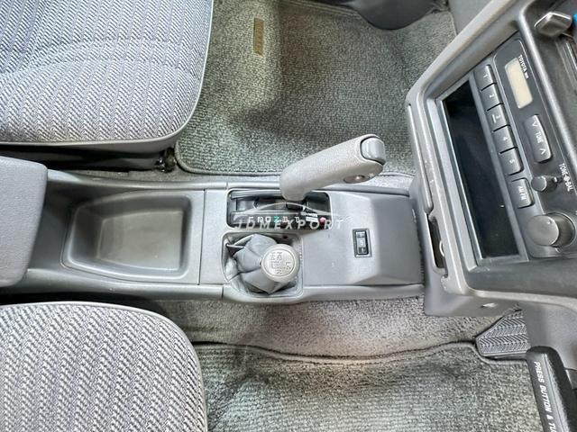 Toyota Hilux Pick Up 1997 thumbnail 37