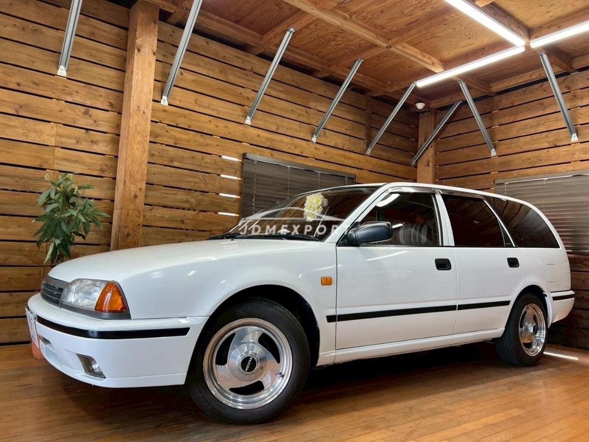 Nissan Avenir 1992 thumbnail 4