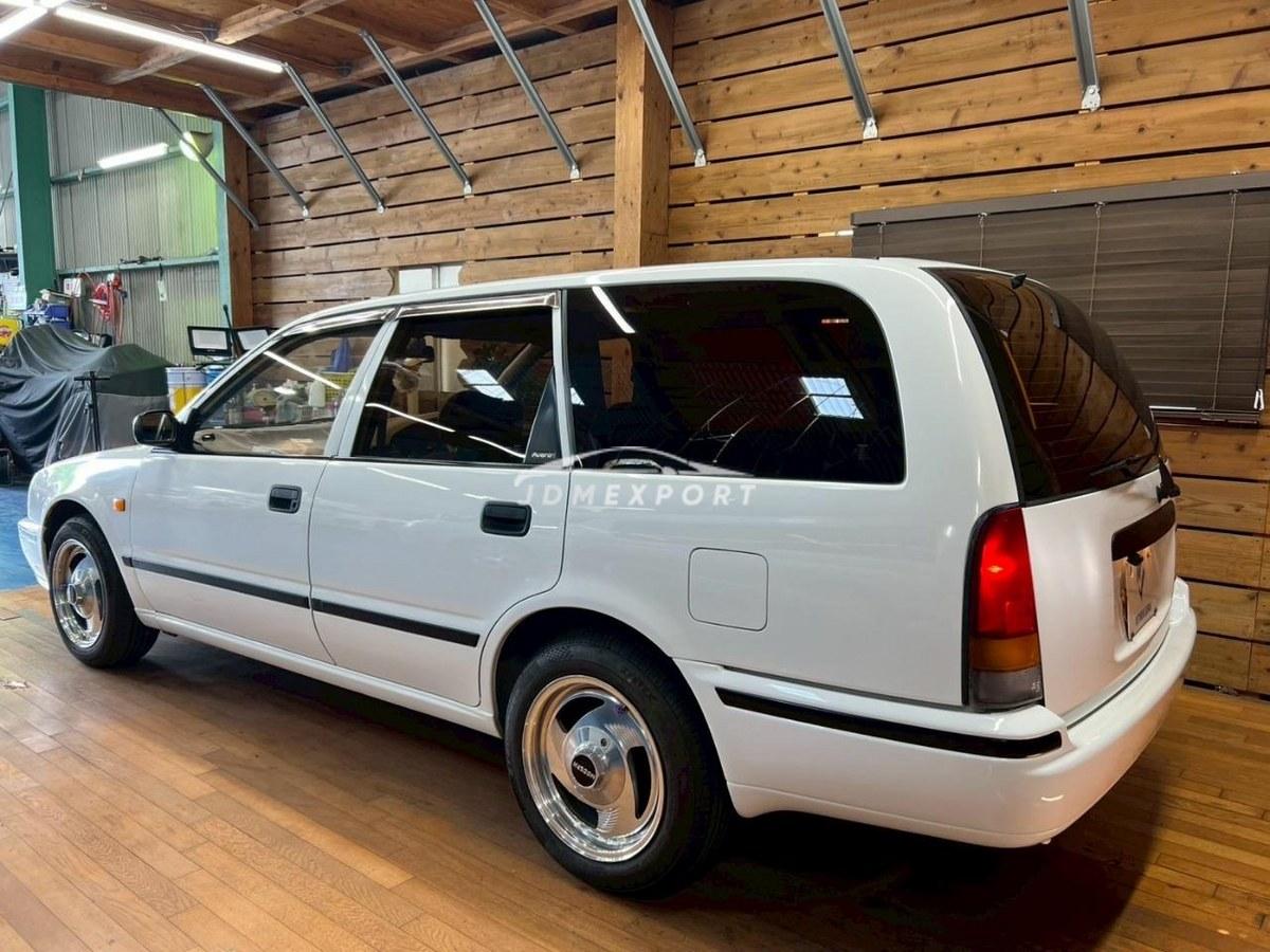 Nissan Avenir 1992 thumbnail 3