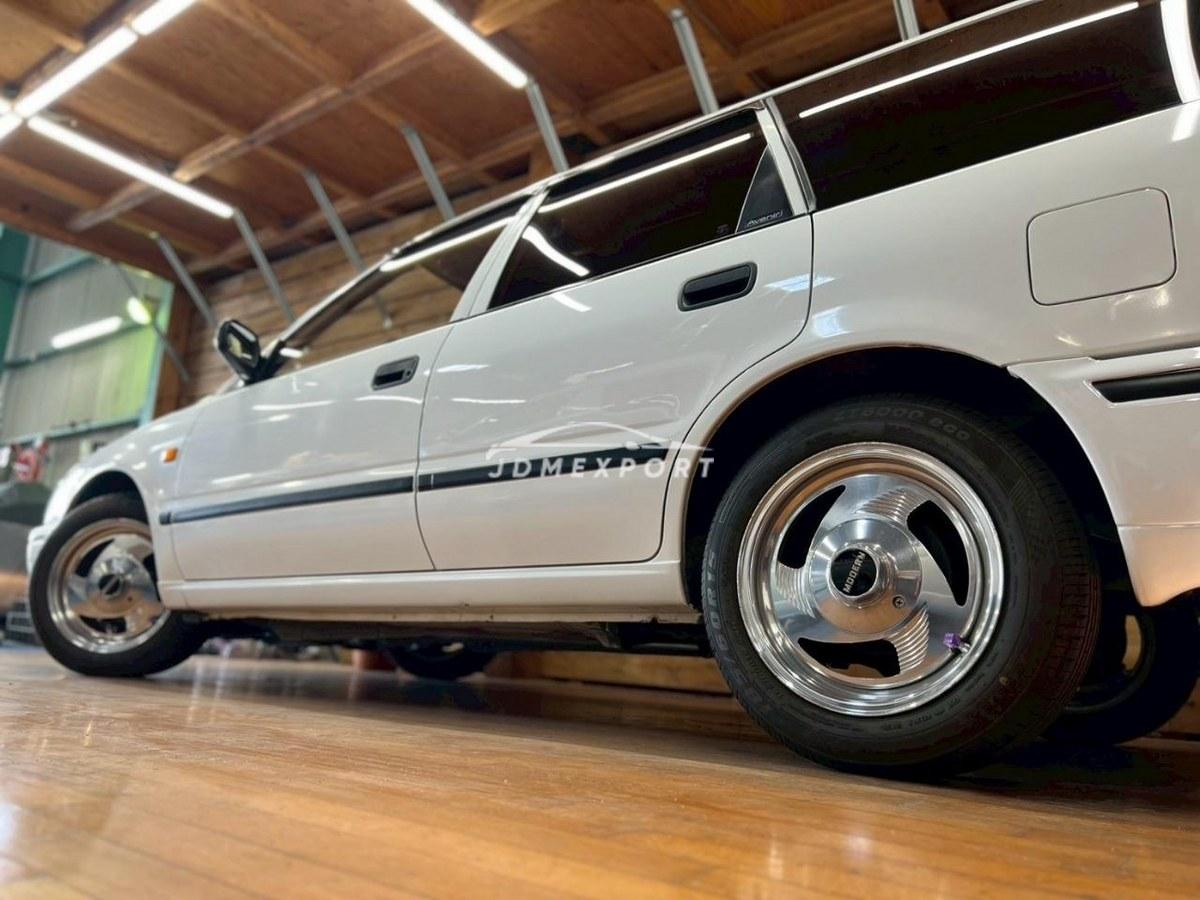 Nissan Avenir 1992 thumbnail 43