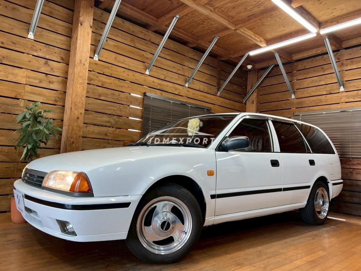 Nissan Avenir 1992 thumbnail 2