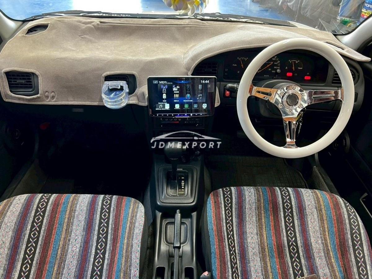 Nissan Avenir 1992 thumbnail 7