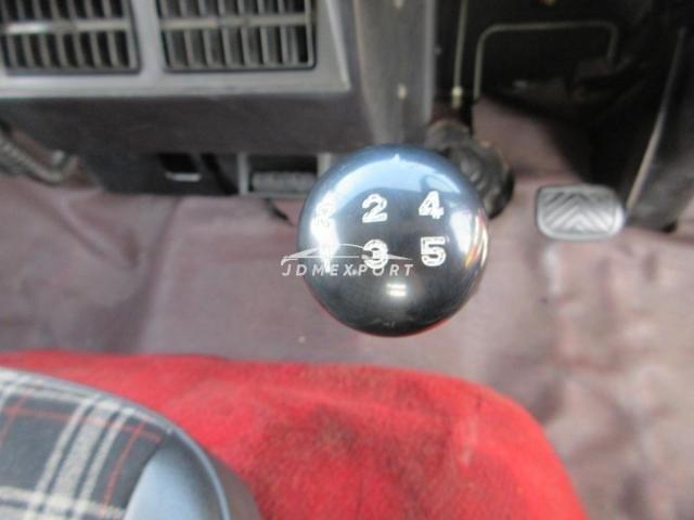 Nissan Diesel UD Condor 1982 thumbnail 14