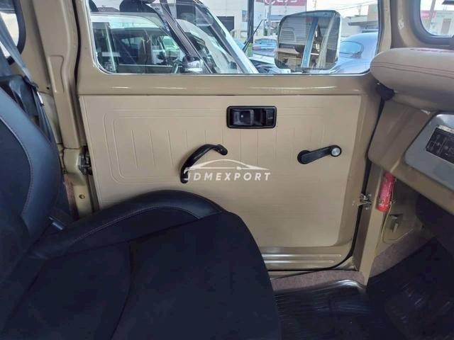 Toyota Land Cruiser 40 1981 thumbnail 73